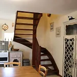 Des Chevaliers Holiday home Canlers
