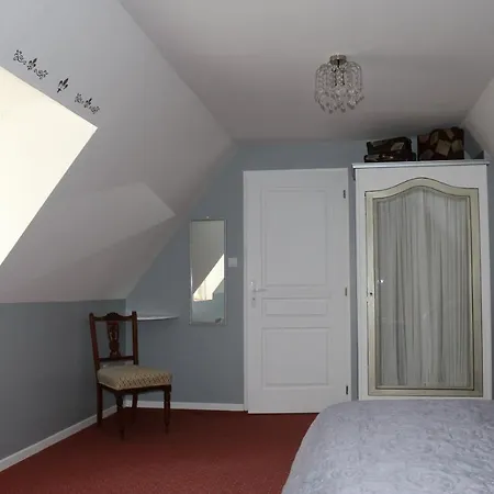 Des Chevaliers Holiday home Canlers